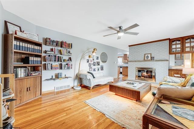 10157660-d20598a4-a030-4bc9-9232-f30848e7ab5a