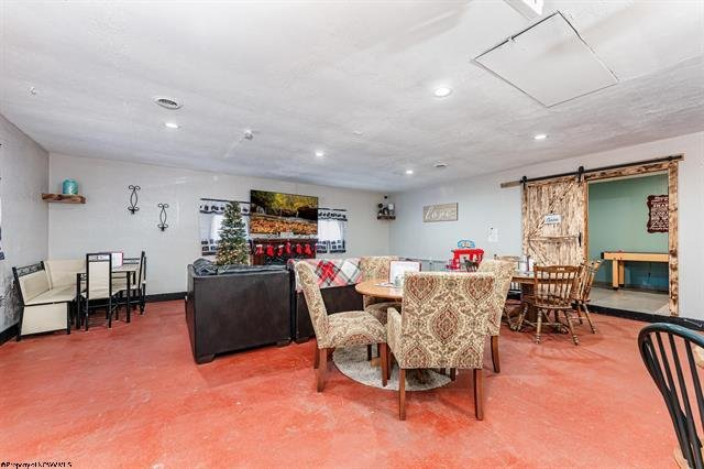 10158802-c0e76c35-7c7d-42c4-8afd-5baab5e05a45